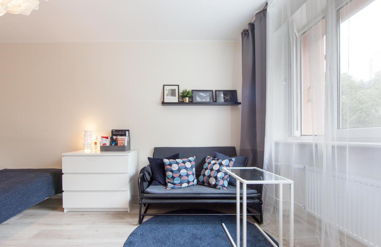 Scandinavian Style Apartment In City Center Tallinn Exterior photo
